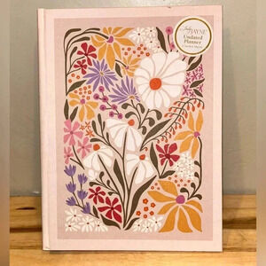 GORGEOUS UNDATED PLANNER BY LADY JANE. FLORAL DESIGN. 12 MONTH PLANNER. NWTS!